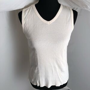 Aeropostale cream v-neck sleeveless top